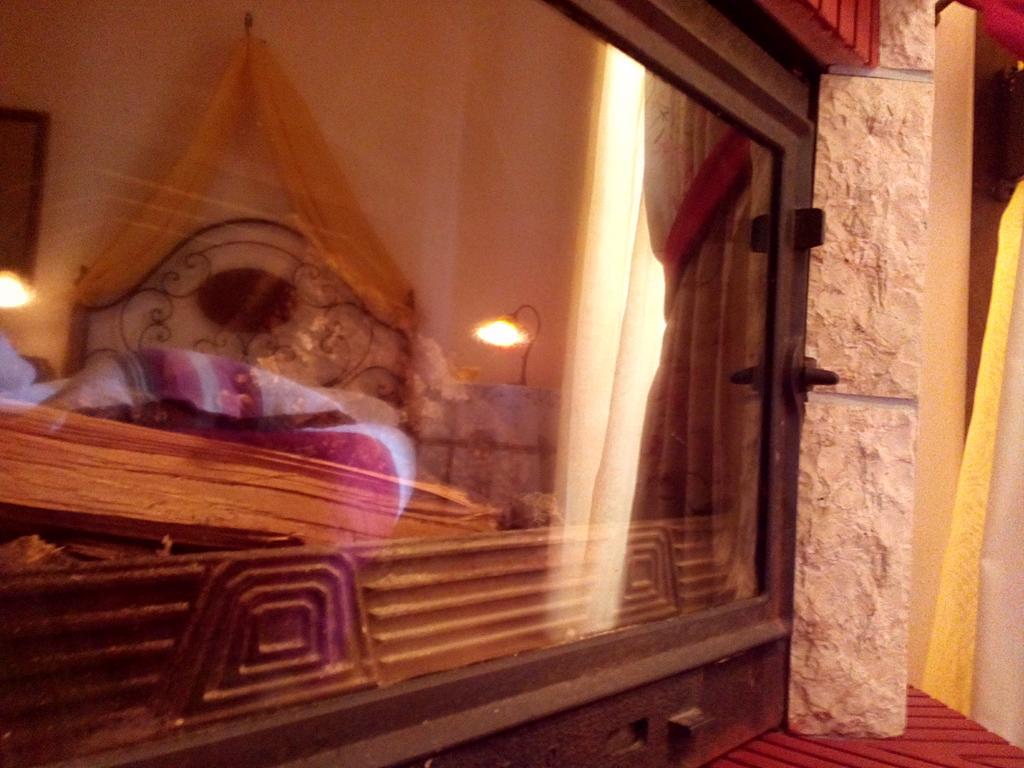 Valentini Guesthouse Karpenisi ภายนอก รูปภาพ